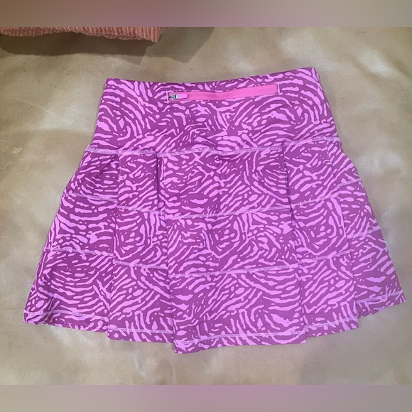 High-waisted Tennis Skirt with pockets. - Picture 7 of 8